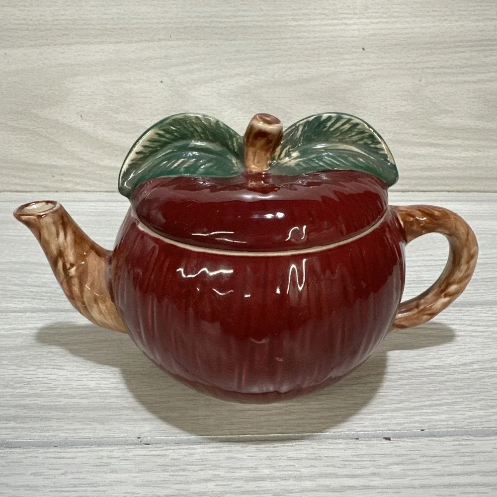 Ceramic Apple Shaped‎ Teapot Kitchen Decor 9 x 5 x 5